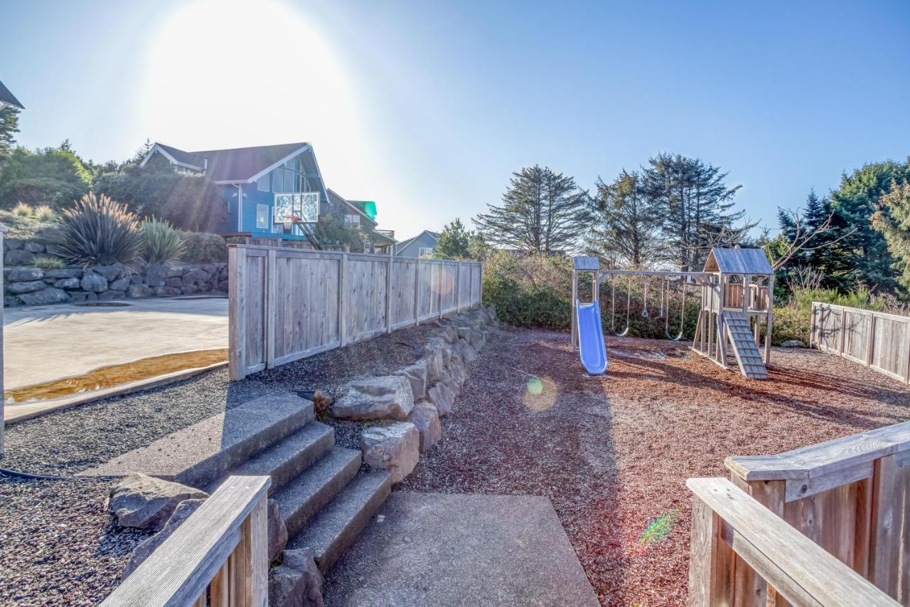 Villa Coastal Bliss Lincoln City Esterno foto